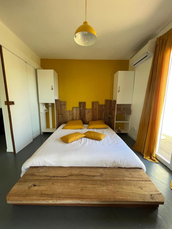 Appartement Avec Jacuzzi Et Vue Sur Le Golf Ле-Труа-Іле Екстер'єр фото